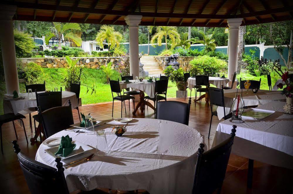 The Kings Villa Kandy Extérieur photo
